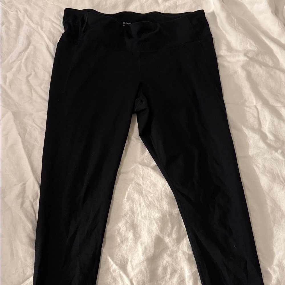 GAPFit Black Compression Leggings